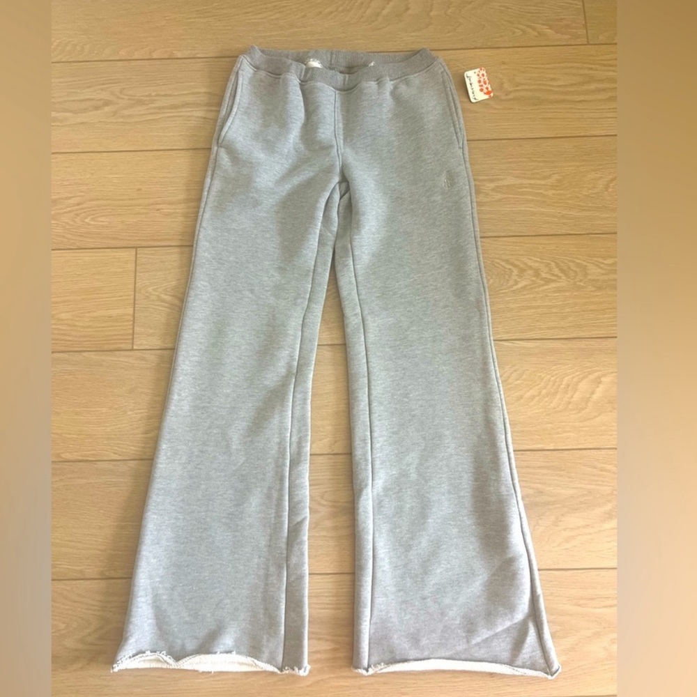 Free people MVMT Stance Flares (grey)